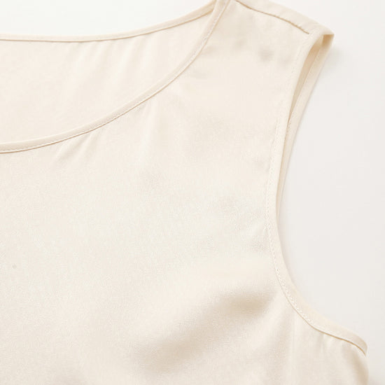 COMOBOCA Women's Silky Sleeveless Smooth Fit Tank Top