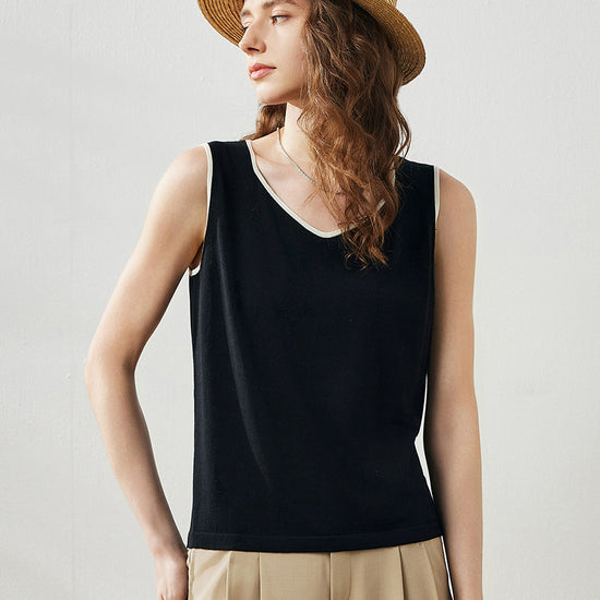COMOBOCA Women's V-Neck Contrast Trim Tank Top
