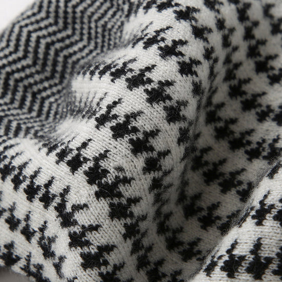 COMOBOCA 100% Cashmere Elegant Houndstooth Knit Beret