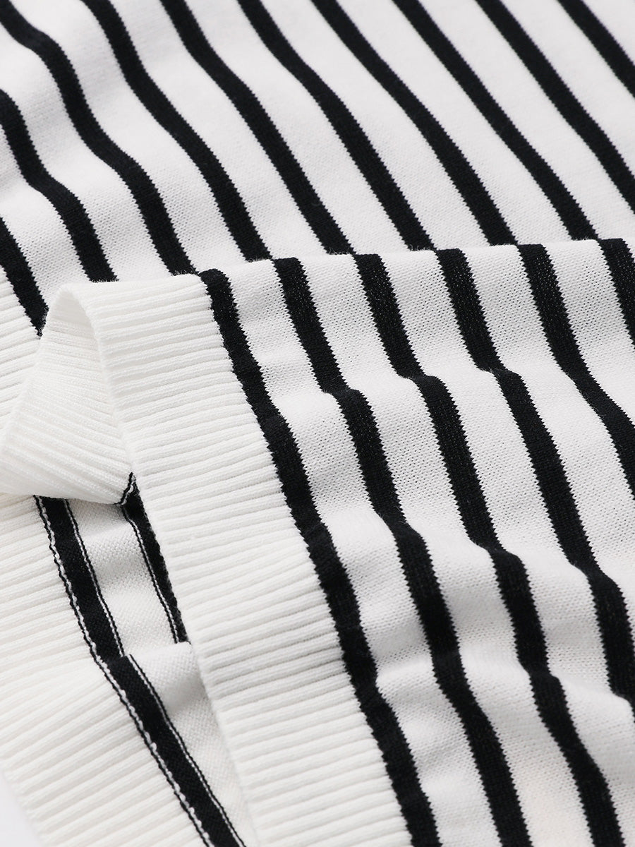 COMOBOCA Women's Striped Button Back T-Shirt