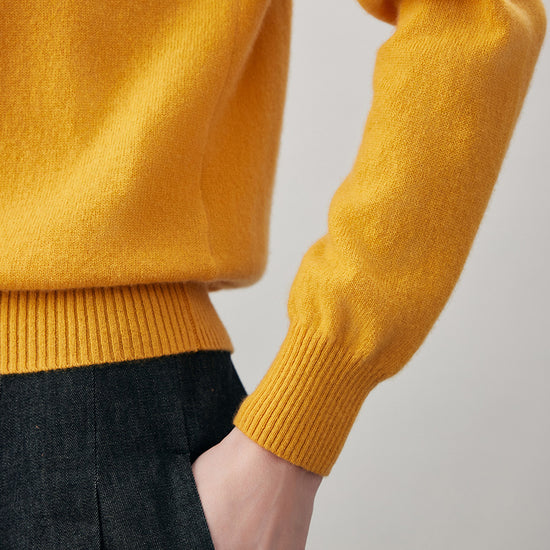 COMOBOCA 100% Cashmere Women's Contrast Trim Button Front Sweater