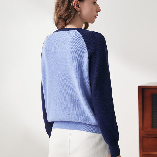 COMOBOCA 100% Wool Women's Contrast Sleeve Sweater