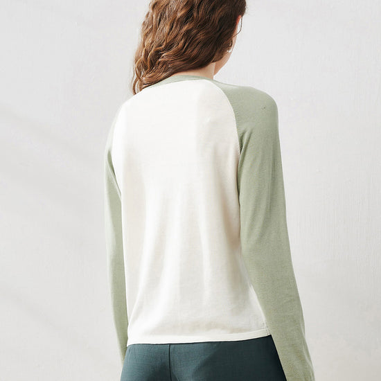 COMOBOCA Women's Colorblock Raglan Round Neck Sweater