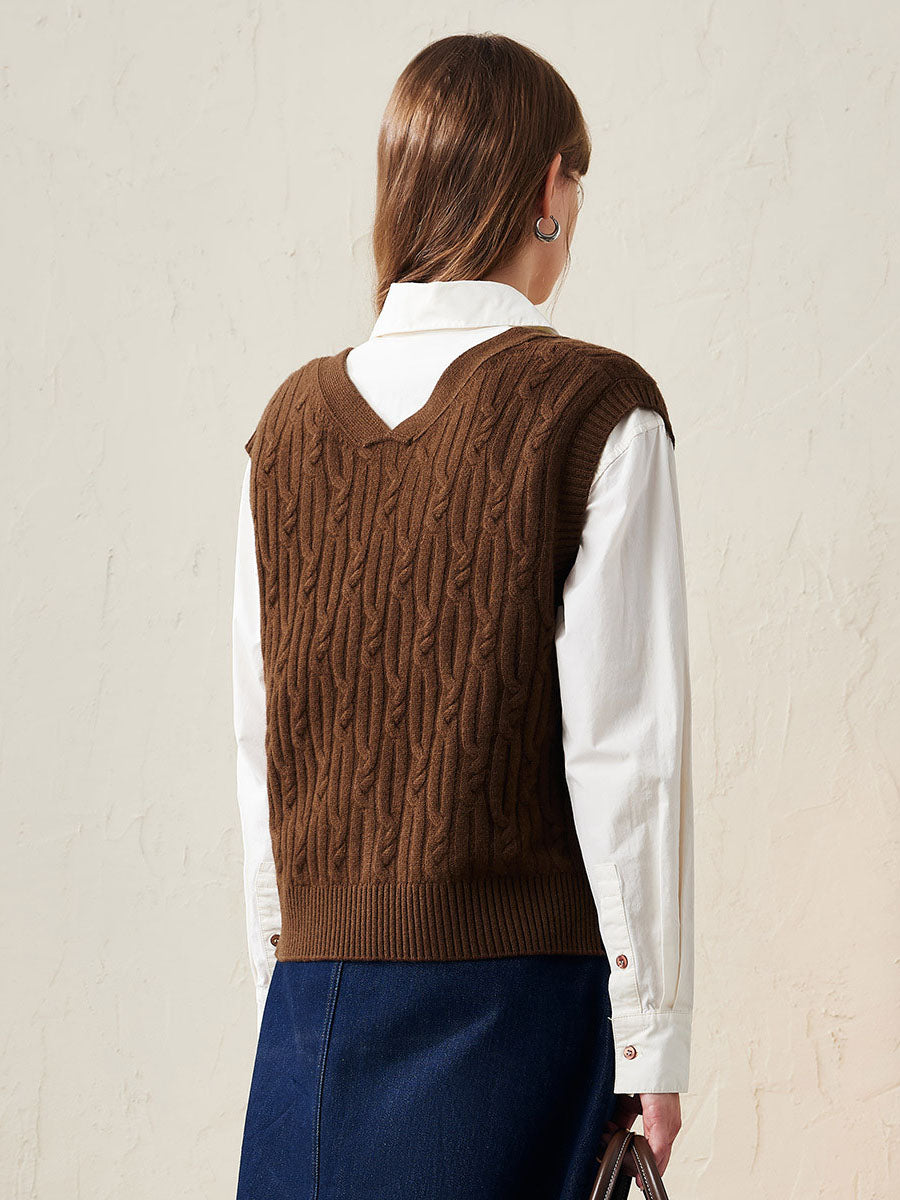 COMOBOCA 100% Wool Women's Cable Knit Button-Front Vest
