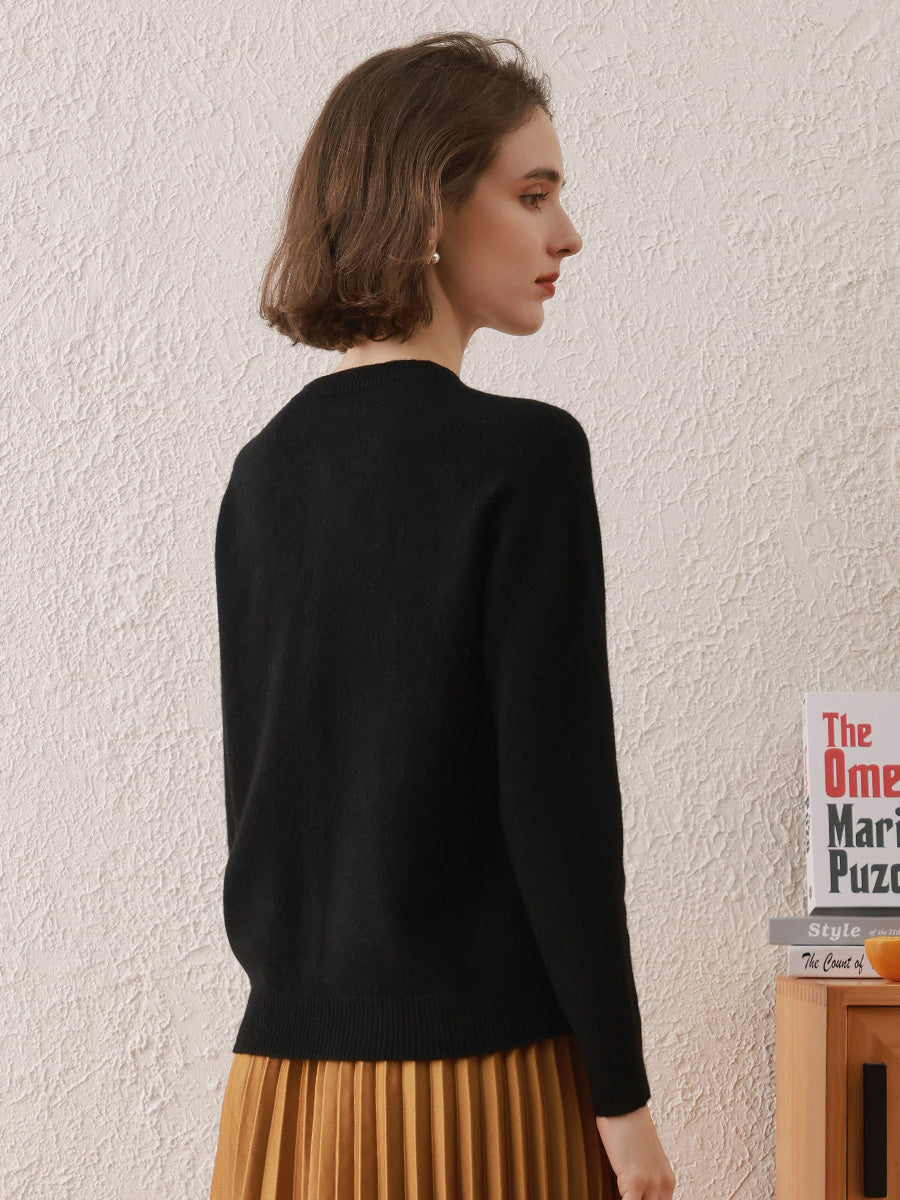 COMOBOCA 100% Wool Women's Round Neck Cardigan Sweater