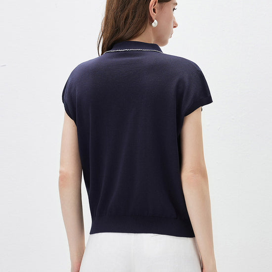 COMOBOCA Women's Embroidered Collared Knit T-Shirt