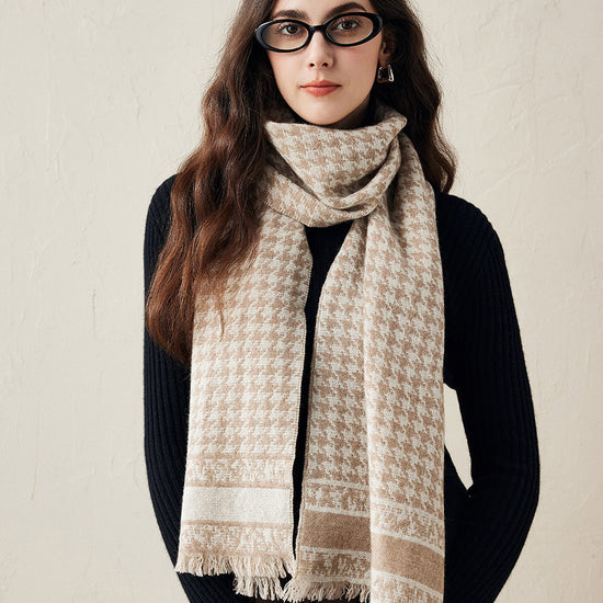 COMOBOCA khaki 100% Cashmere Houndstooth Patterned Scarf