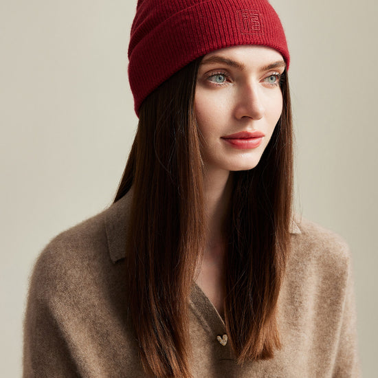 COMOBOCA Deep Red 100% Cashmere Women's Ribbed Knit Beanie