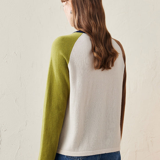 COMOBOCA 100% Wool Women's Color Block Knit Sweater