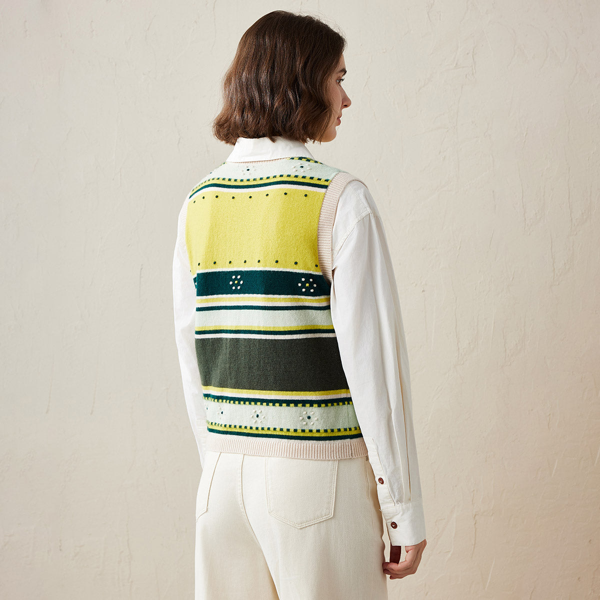 COMOBOCA 100% Cashmere Colorful Geometric Knit Vest