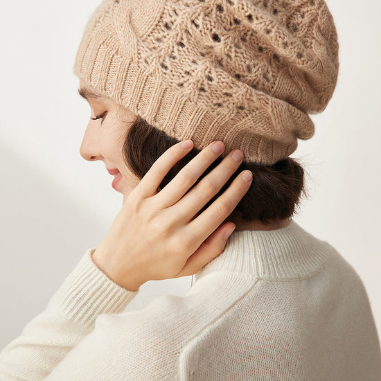 COMOBOCA 100% Cashmere Classic Cable Knit Beanie
