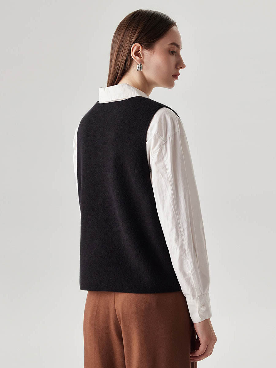 COMOBOCA 100% Wool Women's Button-Down Knit Vest