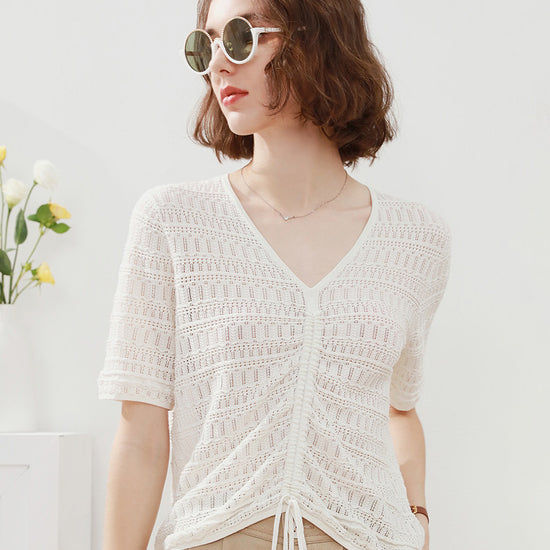 COMOBOCA Cloudy Women's V-Neck Ruched Knit T-Shirt