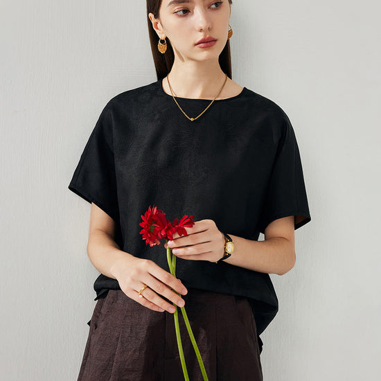 COMOBOCA Women's Dual Color T-Shirt with Textured Floral