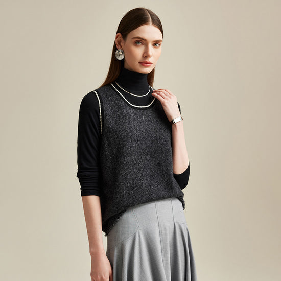 COMOBOCA 100% Cashmere Knit Vest with Contrast Trim