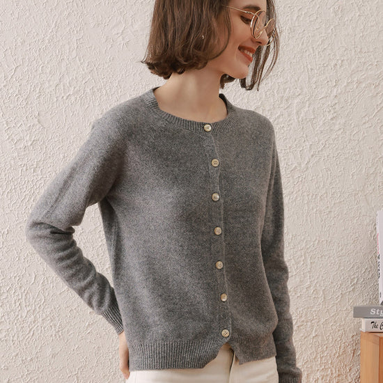 COMOBOCA LIGHT GREY 100% Wool Women's Round Neck Cardigan Sweater
