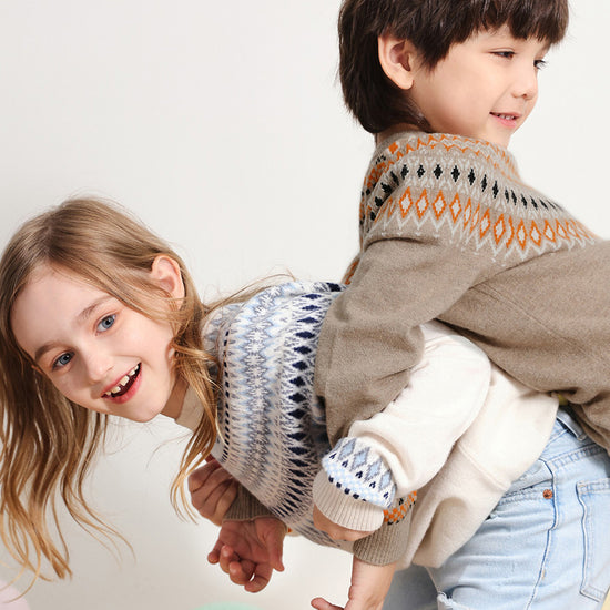 COMOBOCA 100% Wool Kids' Fair Isle Round Neck Sweater