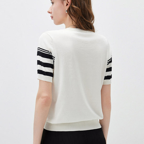 COMOBOCA Women's Contrast Stripe Knit T-Shirt