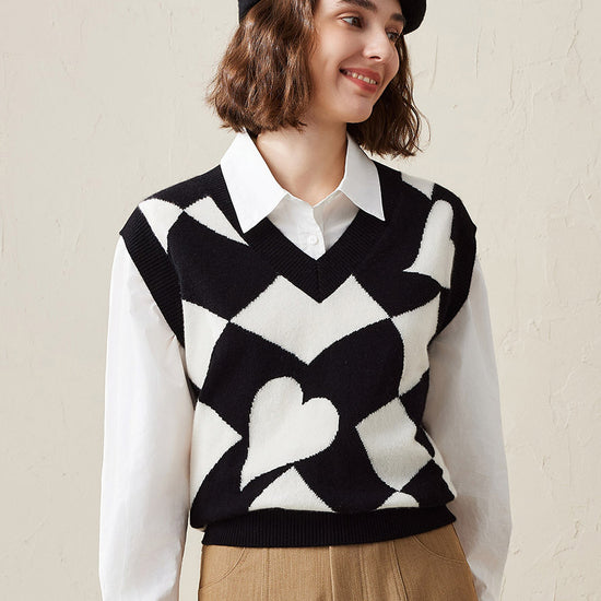 COMOBOCA Black 100% Cashmere Women's Vintage Inspired Knit Vest