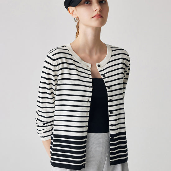 COMOBOCA Striped Women's Striped Button-Up Cardigan
