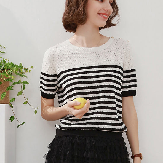 COMOBOCA Women's Striped Knit T-Shirt