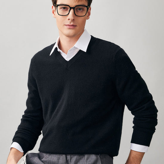 COMOBOCA 100% Cashmere Men's V-Neck Sweater
