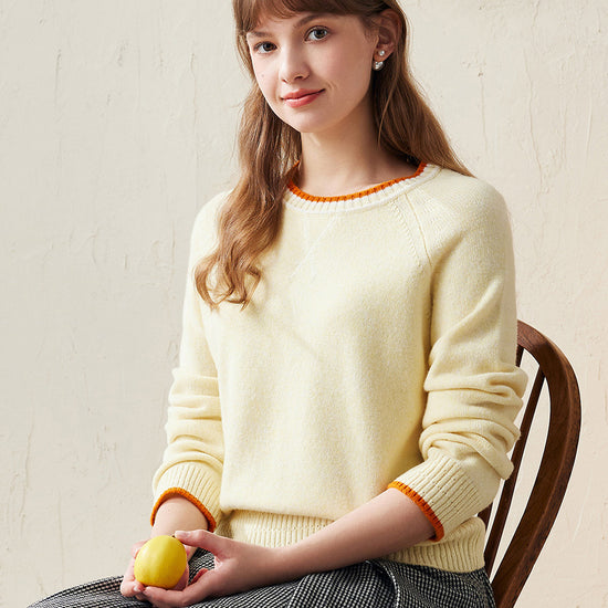 COMOBOCA 100% Wool Women's Contrast Trim Knit Sweater