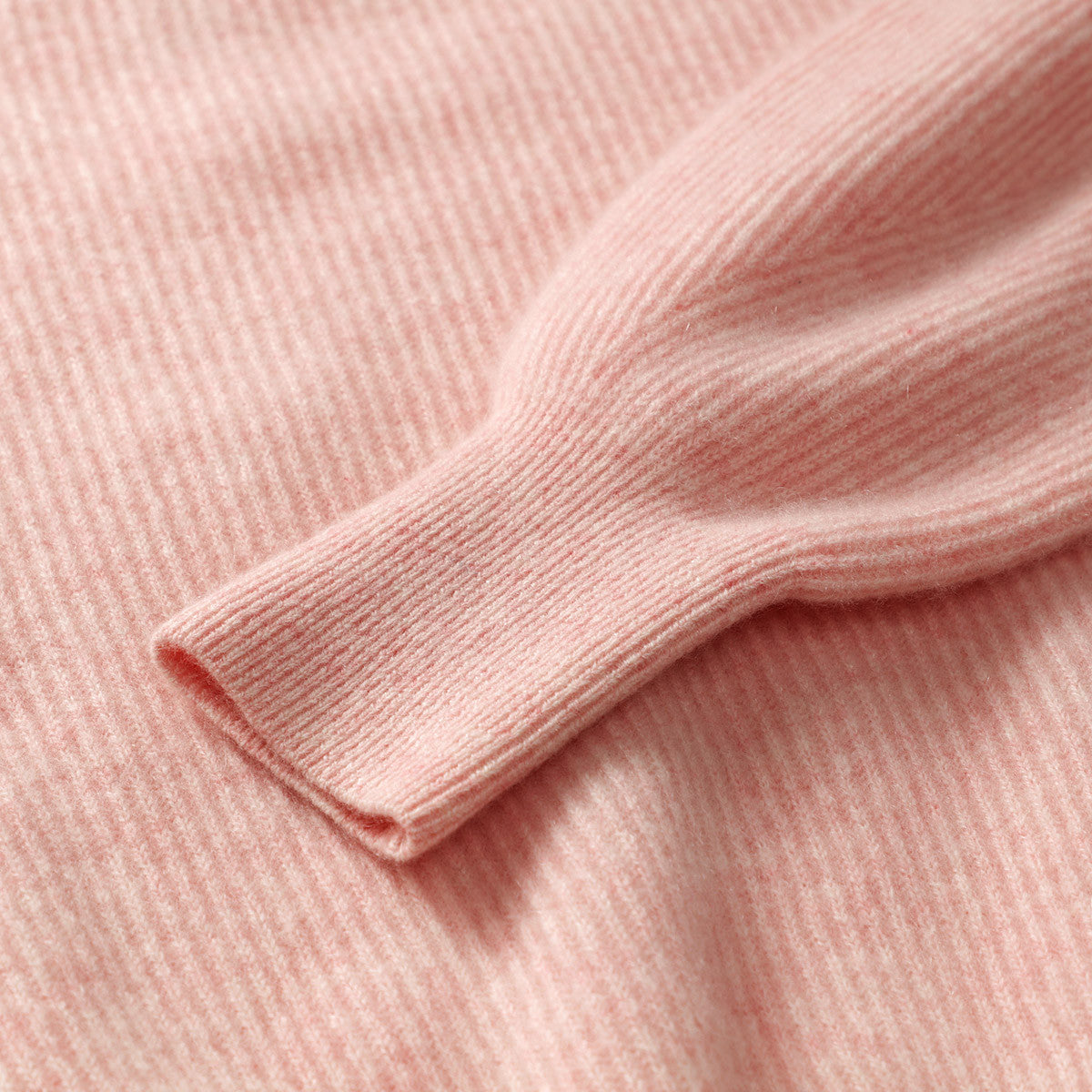 COMOBOCA 100% cashmere V Neck Crochet Knit Sweater