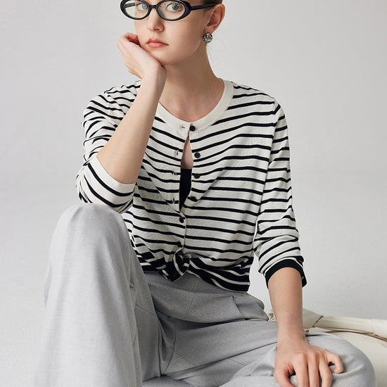 COMOBOCA Women's Striped Button-Up Cardigan