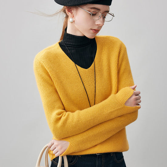 COMOBOCA 100% Cashmere Women's V-Neck Ribbed Knit Sweater