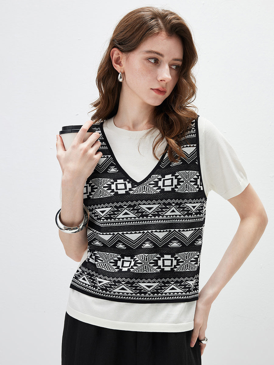 COMOBOCA Women's 2-in-1 Geometric Knit Top