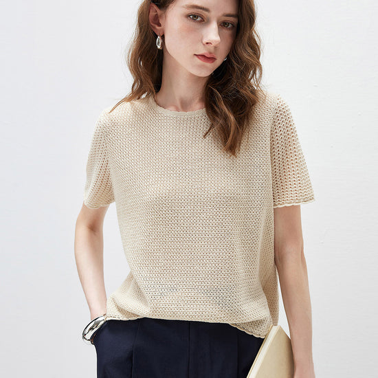 COMOBOCA Women's Openwork Round Neck Knit T-Shirt