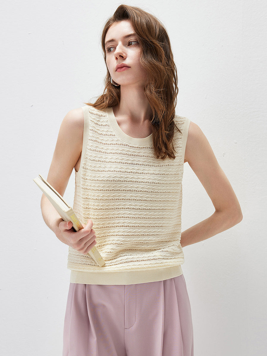COMOBOCA Women's Textured Openwork Knit Sweater Vest