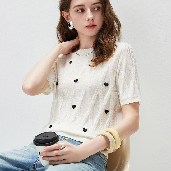 COMOBOCA Women's Heart Appliques Diamond Knit Top