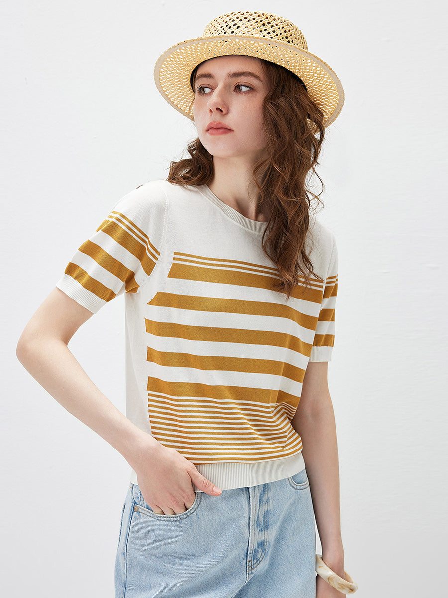 COMOBOCA Women's Contrast Stripe Knit T-Shirt