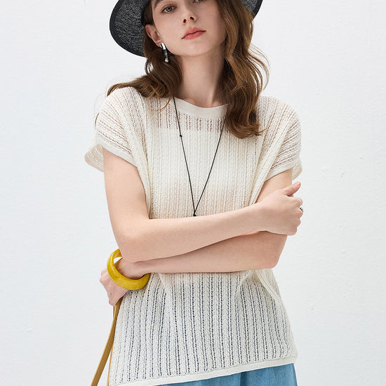 COMOBOCA Cloudy Women's Openwork Side Slit Knit Top