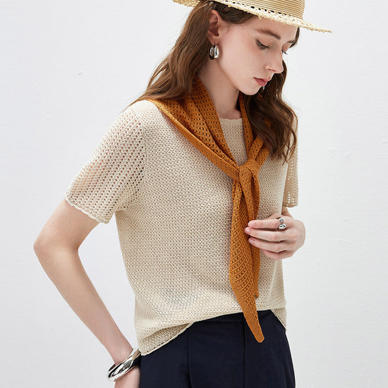 COMOBOCA Women's Openwork Round Neck Knit T-Shirt