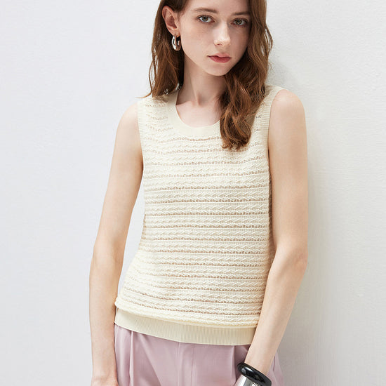 COMOBOCA Women's Textured Openwork Knit Sweater Vest