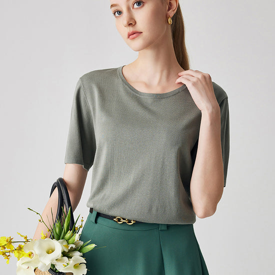 COMOBOCA Earthy Grove Women's Essential Round Neck Knit T-Shirt