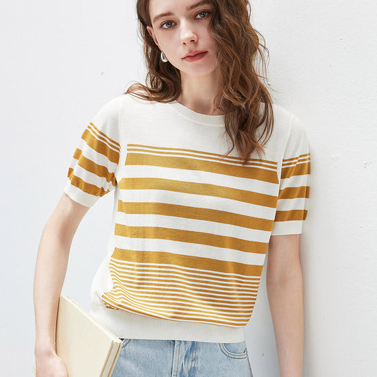 COMOBOCA Women's Contrast Stripe Knit T-Shirt